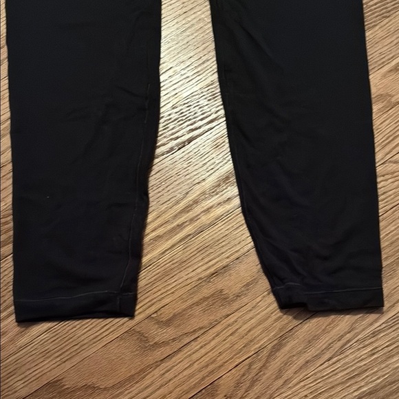 Old Navy Black Stretch Leggings - Picture 6 of 12